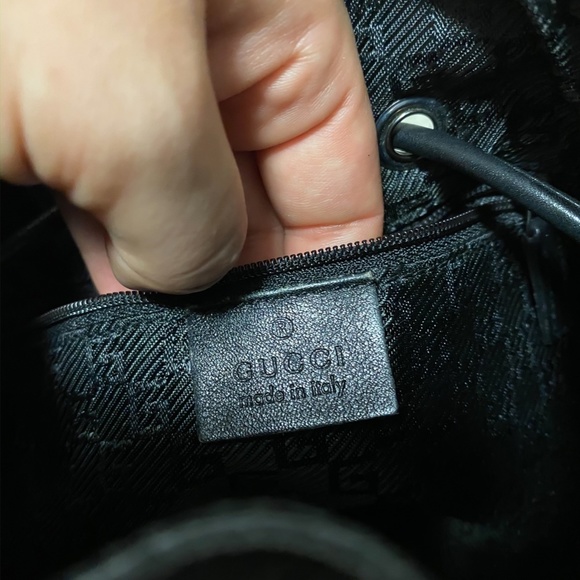 AUTHENTIC GUCCI Leather Small Hobo bag tag code 0116… - Picture 9 of 9